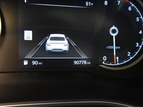 Used 2022 Genesis G70 2.0T w/ Prestige Package image 29