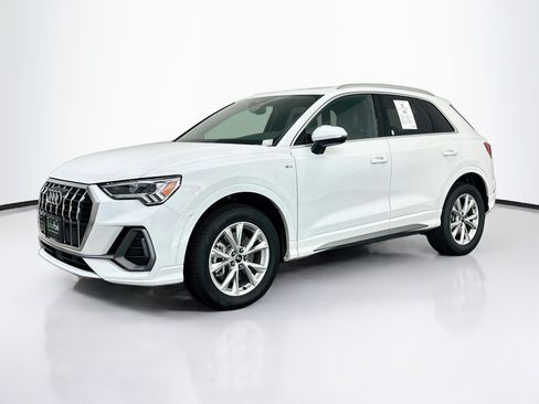 Used 2025 Audi Q3 2.0T Premium AWD/4WD image 3
