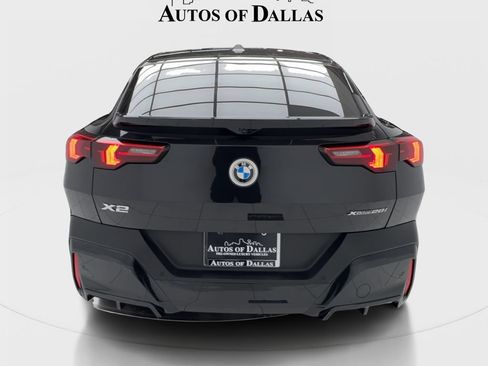Used 2025 BMW X2 xDrive28i AWD/4WD image 9