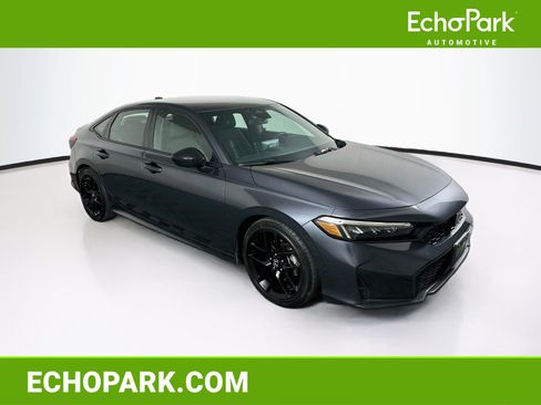 Used 2025 Honda Civic Sport image 1