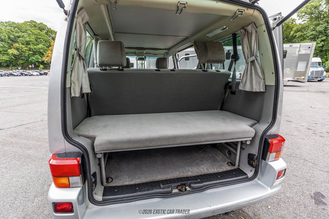 Used 2002 Volkswagen Eurovan MV FWD image 38