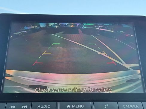 Used 2025 Nissan Altima 2.5 SV FWD image 17
