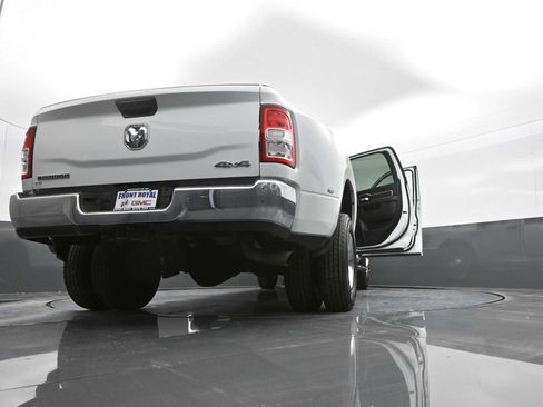 Used 2024 RAM 3500 Big Horn image 42