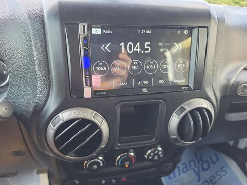 Used 2013 Jeep Wrangler Unlimited Sport AWD/4WD image 12