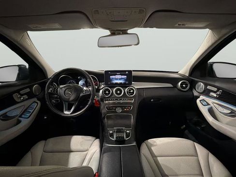 Used 2017 Mercedes-Benz C 300 Sedan image 31