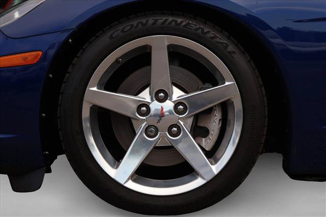 Used 2005 Chevrolet Corvette Convertible RWD image 9