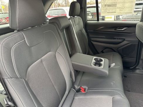New 2026 Jeep Grand Cherokee Laredo AWD/4WD image 17