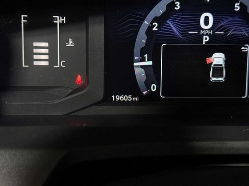 Certified 2025 Toyota Tacoma SR RWD image 18