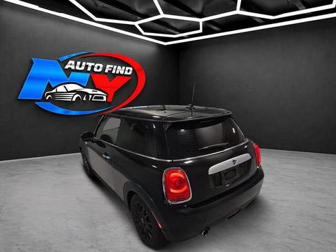 Used 2015 MINI Cooper 2-Door Hardtop FWD image 6