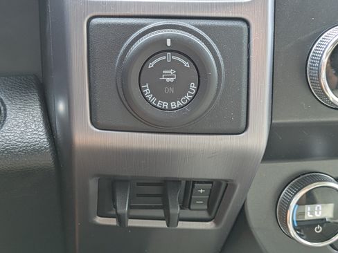 Certified 2019 Ford Expedition Platinum RWD image 30