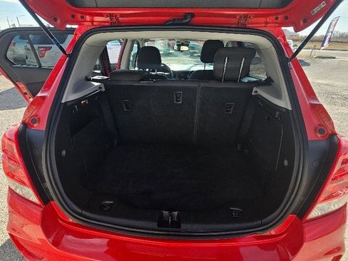 Used 2020 Chevrolet Trax LS w/ Tint and Cruise Package image 11