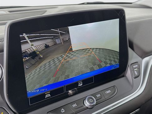 New 2025 Chevrolet Blazer LT w/ Driver Confidence Package image 14