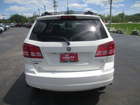Used 2010 Dodge Journey R/T w/ Navigation & Sound Group I AWD/4WD image 6