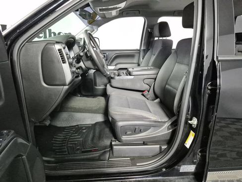 Used 2017 Chevrolet Silverado 1500 LT w/ High Desert Package AWD/4WD image 9