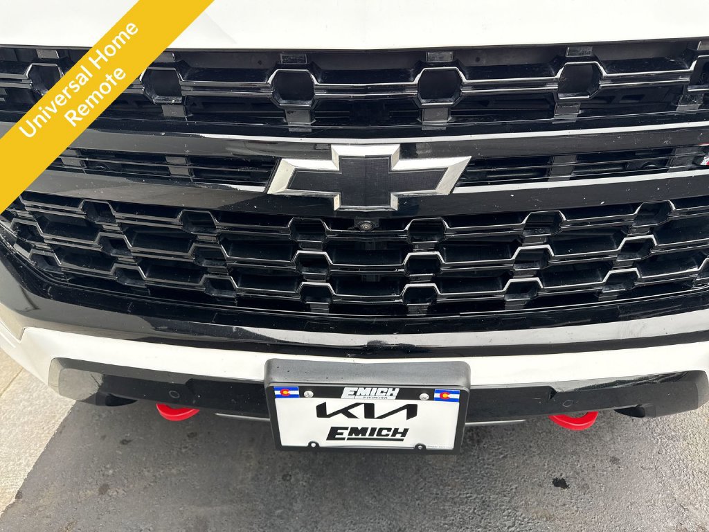 Used 2023 Chevrolet Tahoe Z71 w/ Luxury Package AWD/4WD image 20