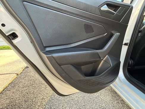 Used 2019 Volkswagen Jetta SE FWD image 40