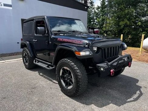 Used 2018 Jeep Wrangler Rubicon AWD/4WD image 3