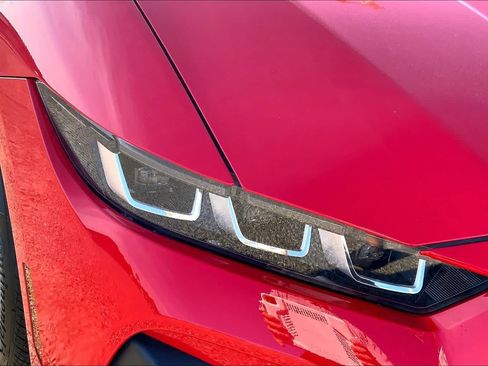 Used 2025 Ford Mustang GT RWD image 28