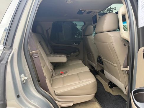Used 2018 Chevrolet Tahoe LT AWD/4WD image 47