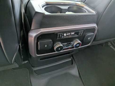 Used 2019 Ford Expedition Platinum AWD/4WD image 35