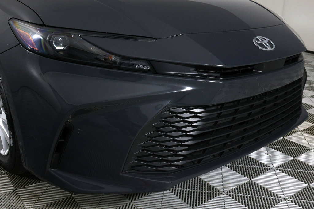 Used 2026 Toyota Camry LE FWD image 36