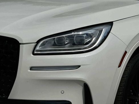 Used 2023 Lincoln Corsair Reserve w/ Equipment Group 201A image 16
