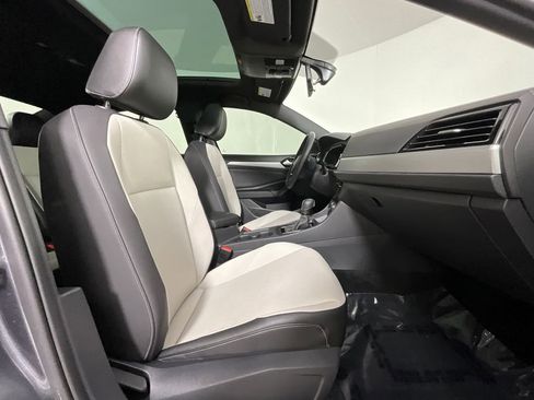 Used 2021 Volkswagen Jetta R-Line FWD image 20