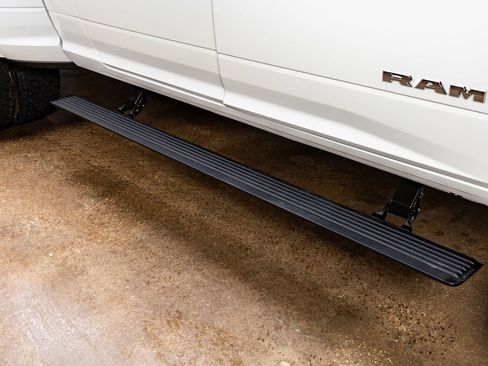 Used 2025 RAM 3500 Longhorn image 12