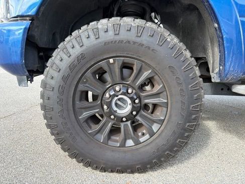 Used 2022 Ford F250 Lariat w/ Tremor Off-Road Package AWD/4WD image 25