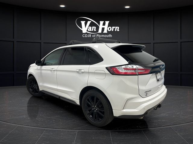 Used 2020 Ford Edge ST-Line w/ Cold Weather Package AWD/4WD image 5