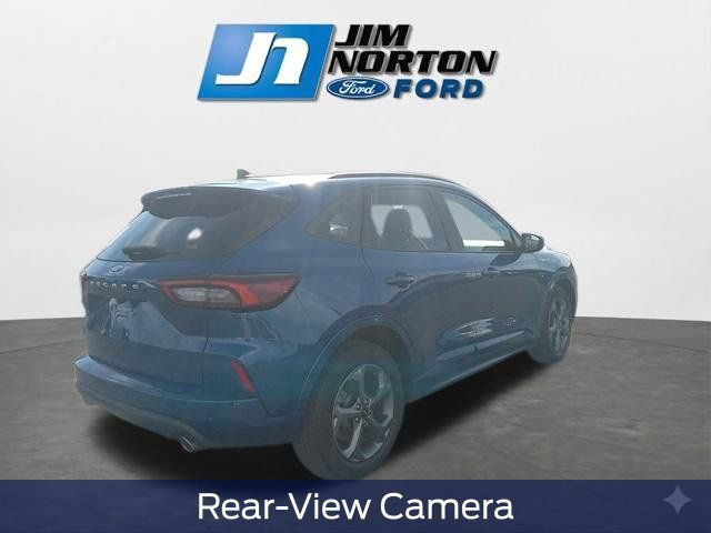 Used 2023 Ford Escape ST-Line w/ Tech Pack #1 FWD image 11