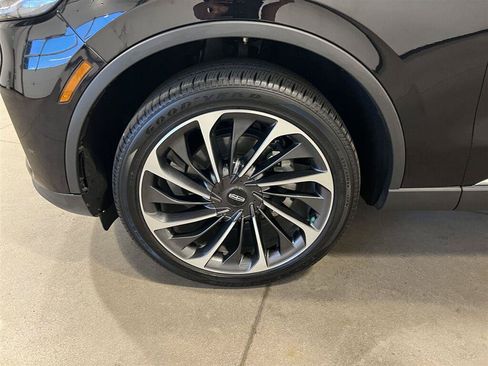 Used 2025 Lincoln Aviator Reserve w/ Luxury Package AWD/4WD image 56