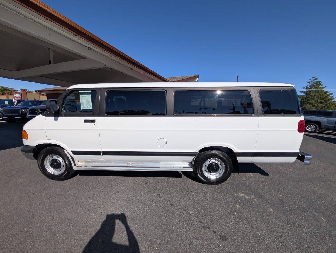 Used 2002 Dodge B3500 RWD image 4
