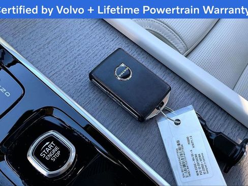 Certified 2025 Volvo XC90 B6 Ultra w/ Protection Package image 13
