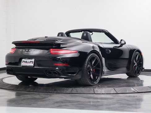 Used 2014 Porsche 911 4 Cabriolet AWD/4WD image 16