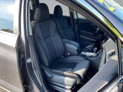 Certified 2024 Subaru Ascent Premium w/ Convenience Package AWD/4WD image 7