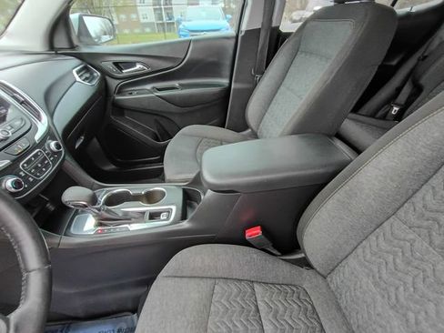 Used 2022 Chevrolet Equinox LT FWD image 35