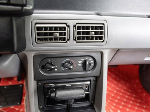 Used 1993 Ford Mustang LX RWD image 35