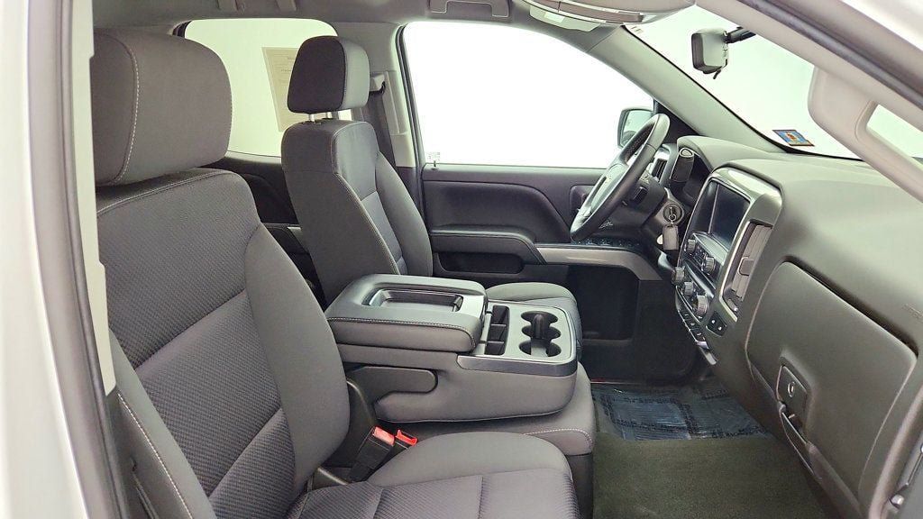 Used 2018 Chevrolet Silverado 1500 LT w/ All Star Edition AWD/4WD image 23