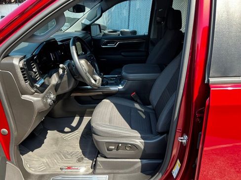Used 2023 Chevrolet Silverado 1500 RST AWD/4WD image 19