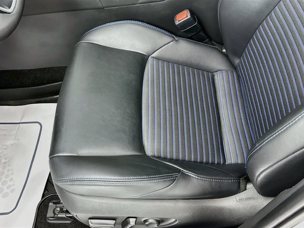 Used 2024 Toyota RAV4 XSE AWD/4WD image 24