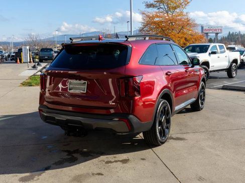Certified 2025 Kia Sorento SX image 7