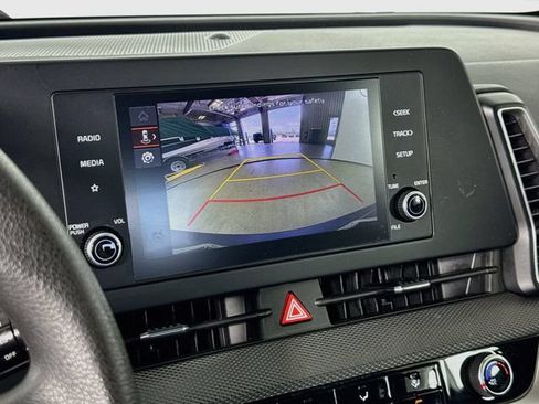 Used 2024 Kia Sportage LX FWD image 15