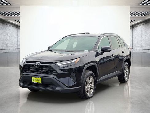 Used 2024 Toyota RAV4 XLE AWD/4WD image 11