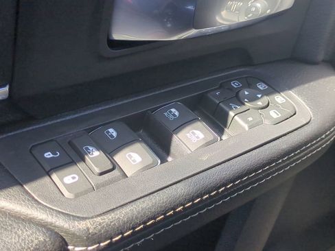 New 2026 RAM 3500 Laramie AWD/4WD image 25
