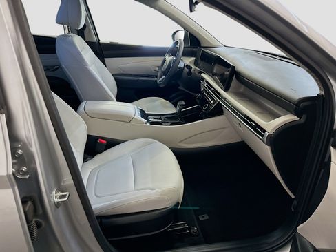 Used 2025 Hyundai Tucson SEL AWD/4WD image 33