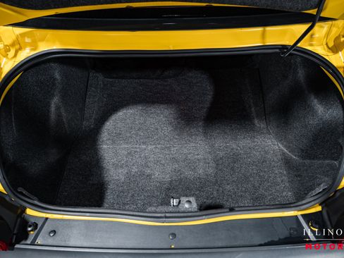 Used 2010 Dodge Challenger SRT8 w/ Special Edition Group image 28