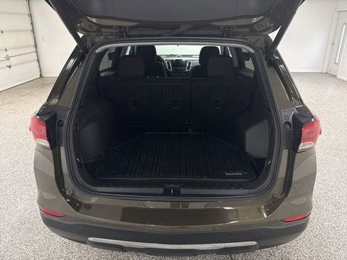 Used 2023 Chevrolet Equinox LT image 22