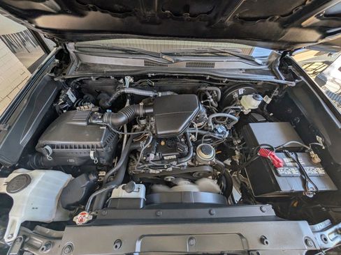 Used 2021 Toyota Tacoma SR5 image 16