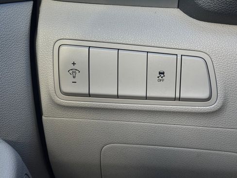 Used 2017 Hyundai Tucson SE image 17